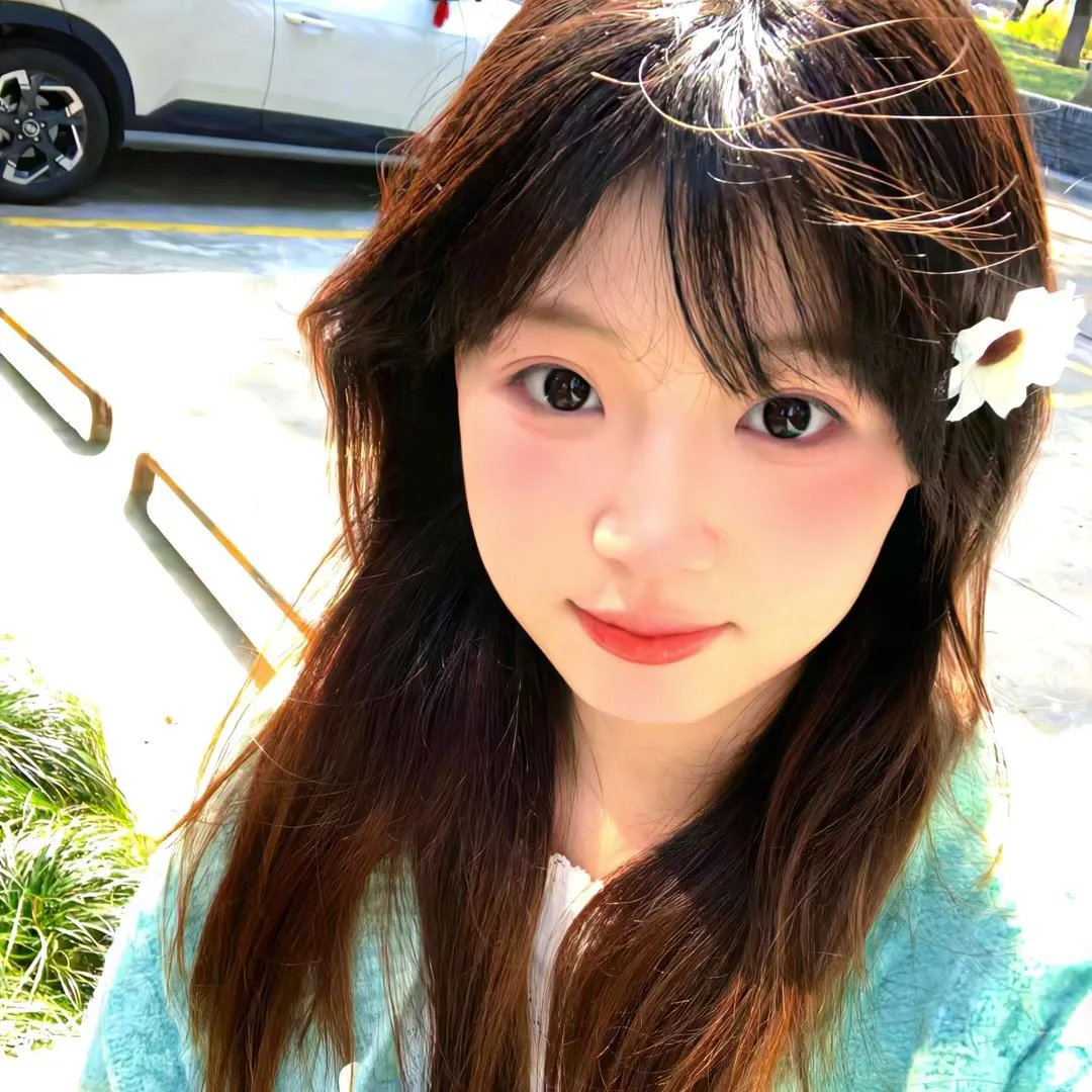 沉默的小孩 海报